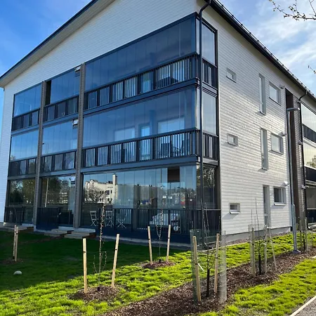 Beautiful 2-bedroom Flat Close To Everything Apartment *
